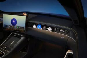 SAIC-Z7-Interior-2