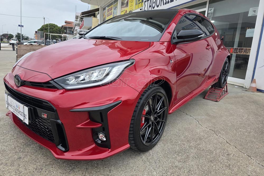 https://autogreeknews.gr/wp-content/uploads/2026/03/Toyota-GR-Yaris-WRC-Special-Edition-2.jpg