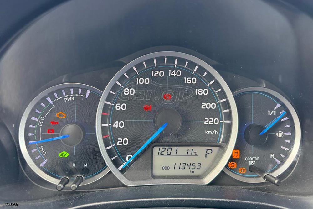 https://autogreeknews.gr/wp-content/uploads/2026/03/Toyota-Yaris-Hybrid-2014-5.jpg