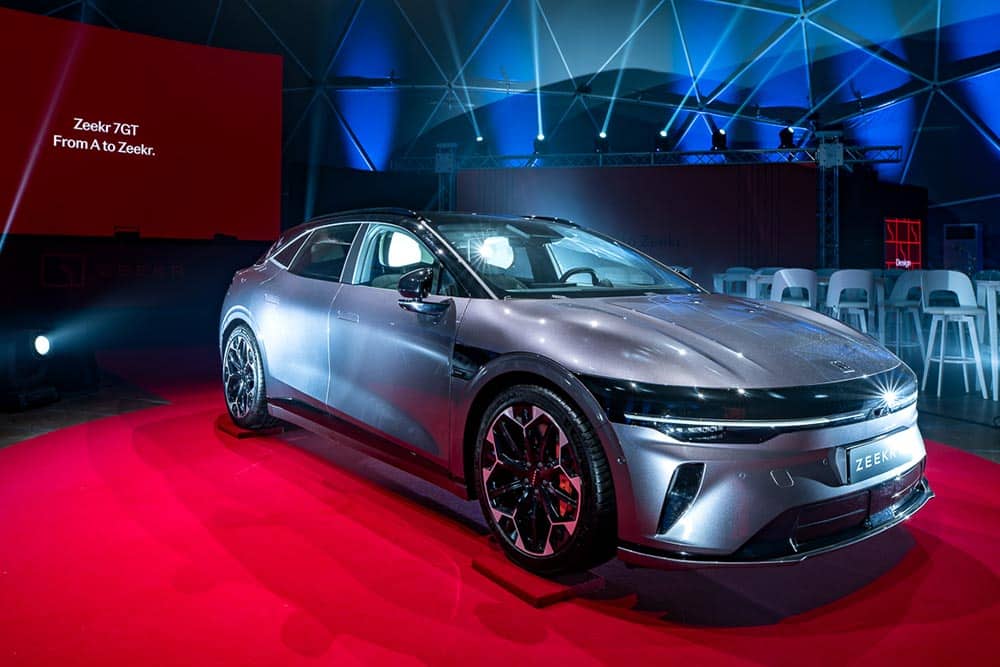 https://autogreeknews.gr/wp-content/uploads/2026/03/ZEEKR-7GT-presentation-7.jpg