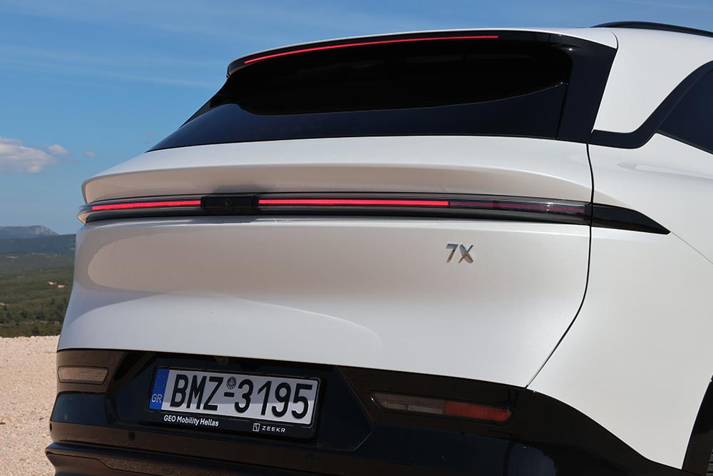 https://autogreeknews.gr/wp-content/uploads/2026/03/Zeekr-7X-10.jpg