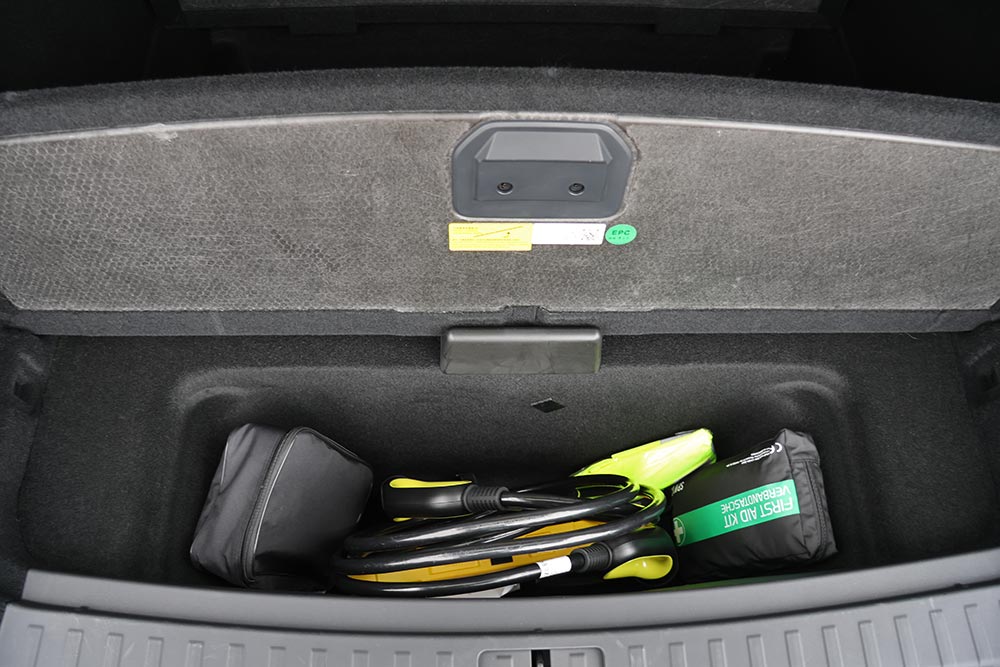 https://autogreeknews.gr/wp-content/uploads/2026/03/Zeekr-7X-interior-21.jpg