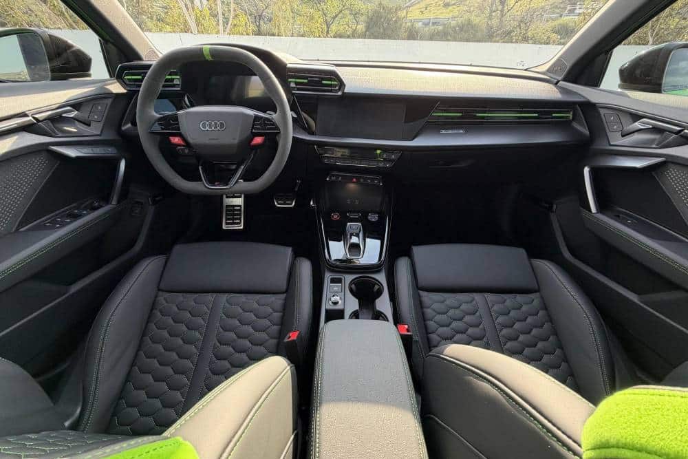 https://autogreeknews.gr/wp-content/uploads/2026/03/aerosmiths-drummer-audi-rs-3-sedan-8.jpg