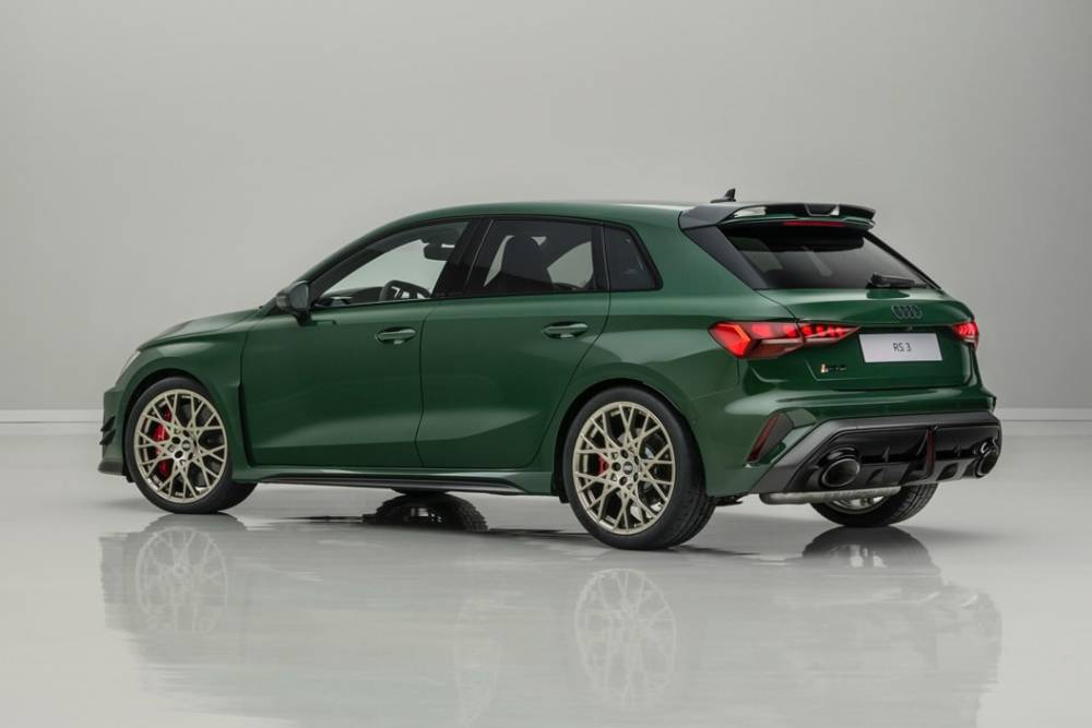 https://autogreeknews.gr/wp-content/uploads/2026/03/audi-rs-3-competition-limited-11.jpg