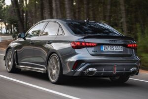 audi-rs-3-competition-limited (13)