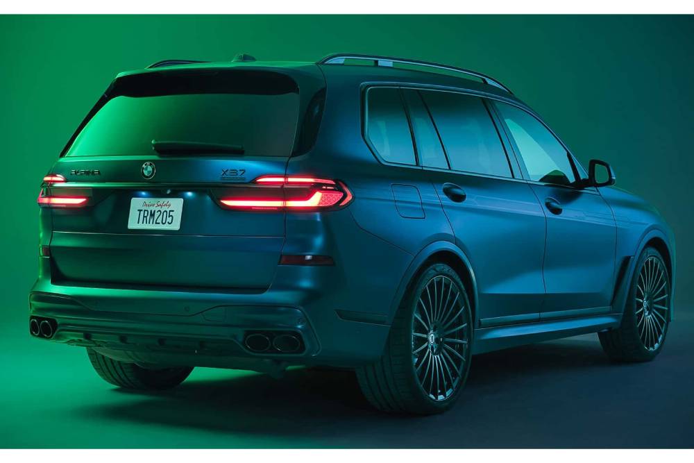 https://autogreeknews.gr/wp-content/uploads/2026/03/bmw-alpina-xb7-manufaktur-2026-2.jpg
