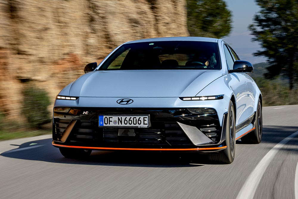 https://autogreeknews.gr/wp-content/uploads/2026/03/hyundai-ioniq-6-n-12.jpg