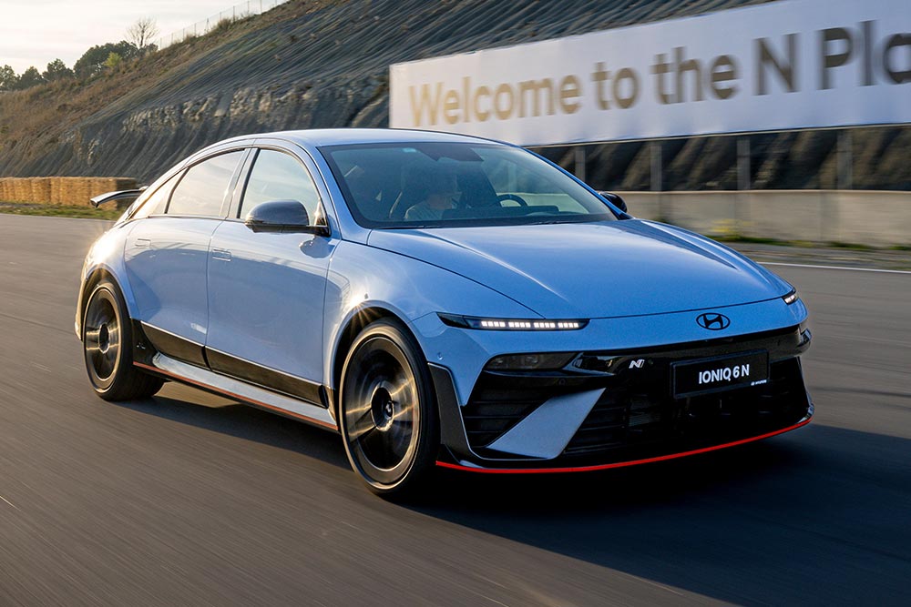https://autogreeknews.gr/wp-content/uploads/2026/03/hyundai-ioniq-6-n-13.jpg