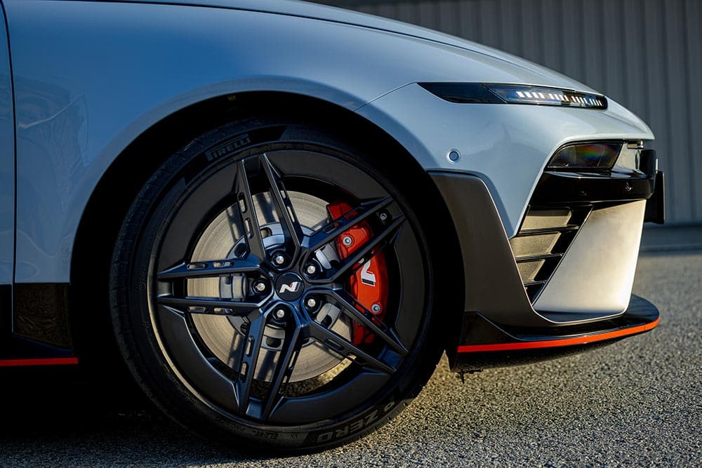 https://autogreeknews.gr/wp-content/uploads/2026/03/hyundai-ioniq-6-n-6.jpg