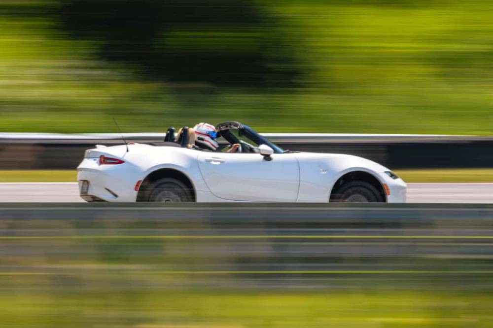 Mazda: «Σίγουρα κάτω από 1 τόνο το νέο MX-5»