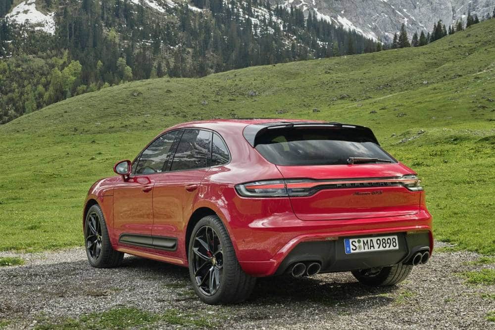 https://autogreeknews.gr/wp-content/uploads/2026/03/porsche-macan-gts-v6-3.jpg