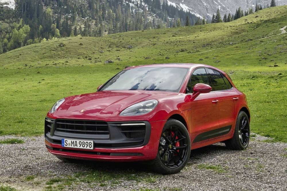 https://autogreeknews.gr/wp-content/uploads/2026/03/porsche-macan-gts-v6-4.jpg
