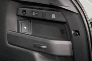 skoda_elroq_plug_closed