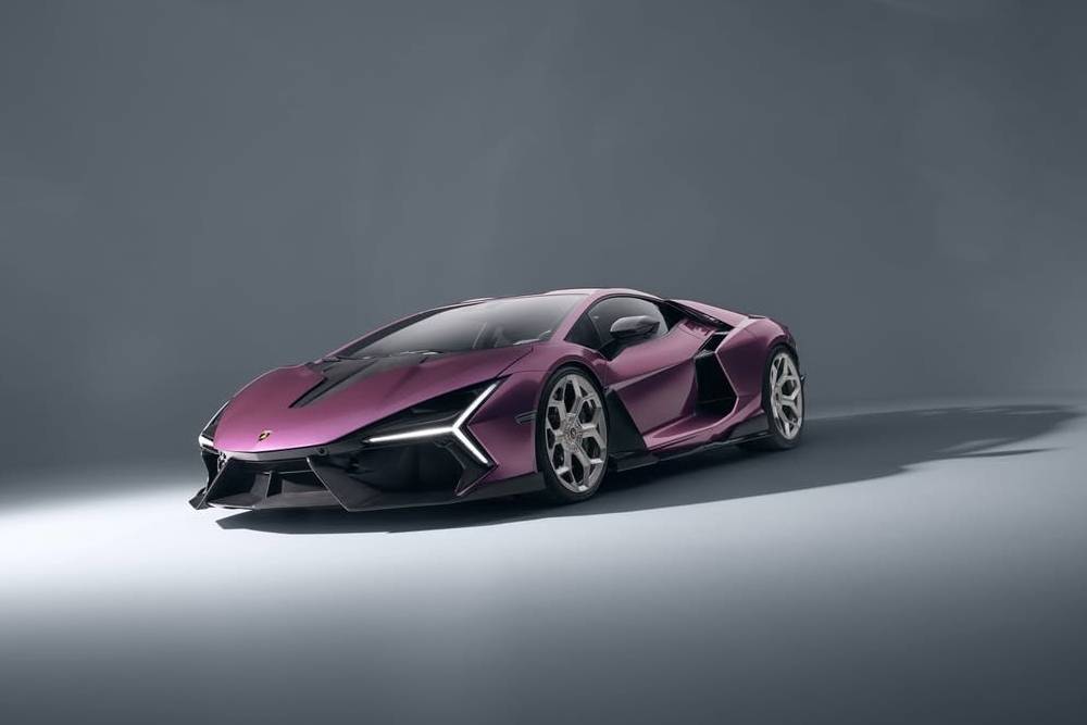https://autogreeknews.gr/wp-content/uploads/2026/03/viola-lamborghini-revuelto-novitec-9.jpg