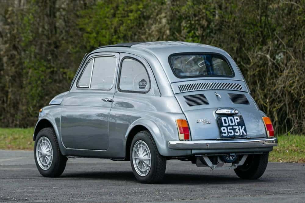 https://autogreeknews.gr/wp-content/uploads/2026/04/1972-fiat-500-2022-porsche-911-8.jpg