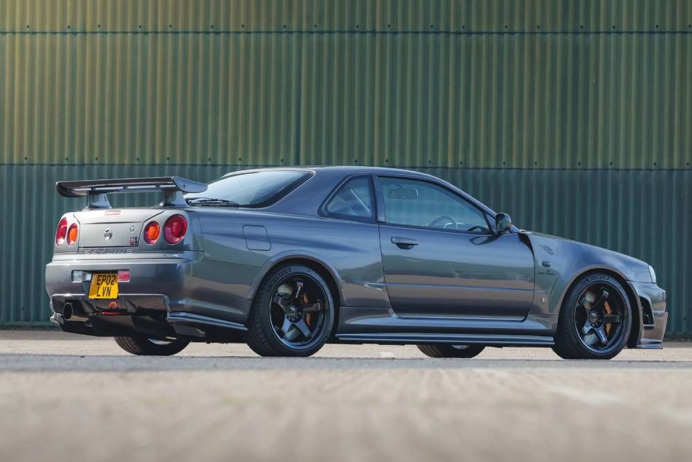 https://autogreeknews.gr/wp-content/uploads/2026/04/2002-nissan-skyline-gt-r-crs-by-nismo-1.jpg