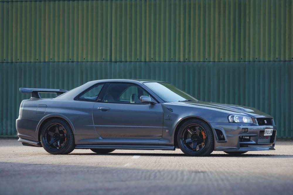 https://autogreeknews.gr/wp-content/uploads/2026/04/2002-nissan-skyline-gt-r-crs-by-nismo.jpg