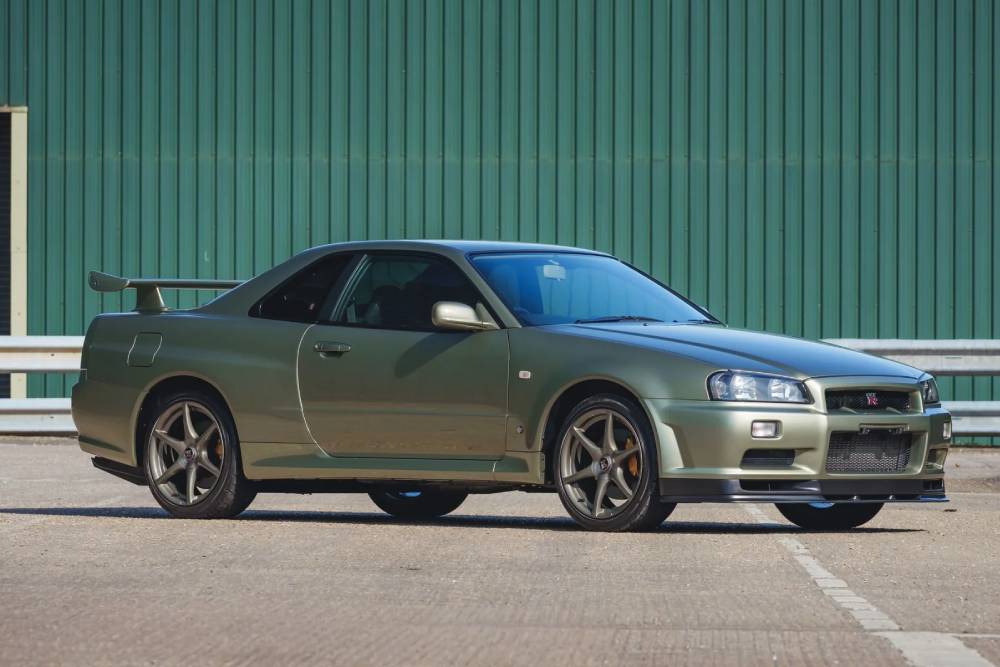 https://autogreeknews.gr/wp-content/uploads/2026/04/2002-nissan-skyline-gt-r-v-spec-ii-nur.jpg