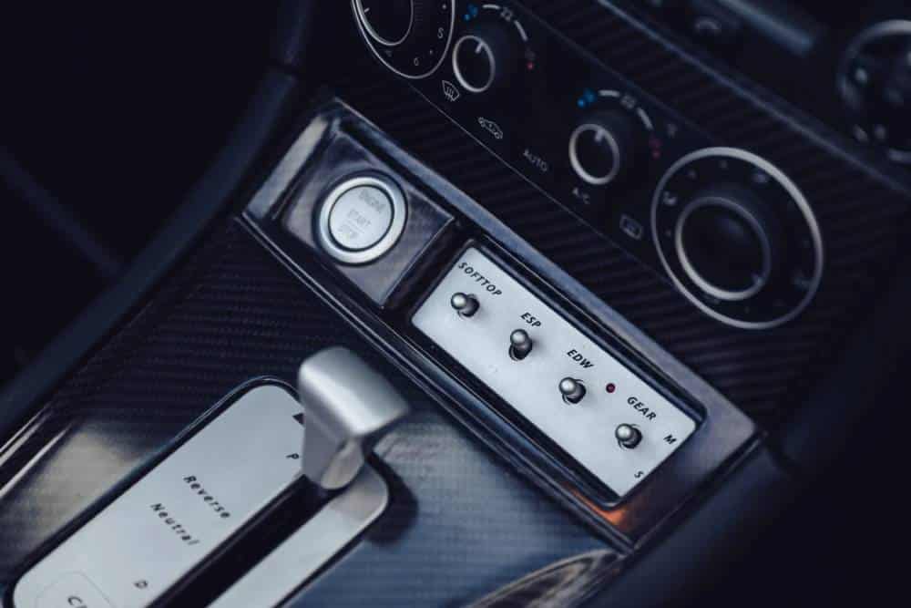 https://autogreeknews.gr/wp-content/uploads/2026/04/2006-Mercedes-CLK-DTM-AMG-Cabriolet-15-2048x1362-1.jpg