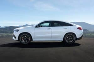 2027-Mercedes-GLE-Coupe-331-7-2048×1366
