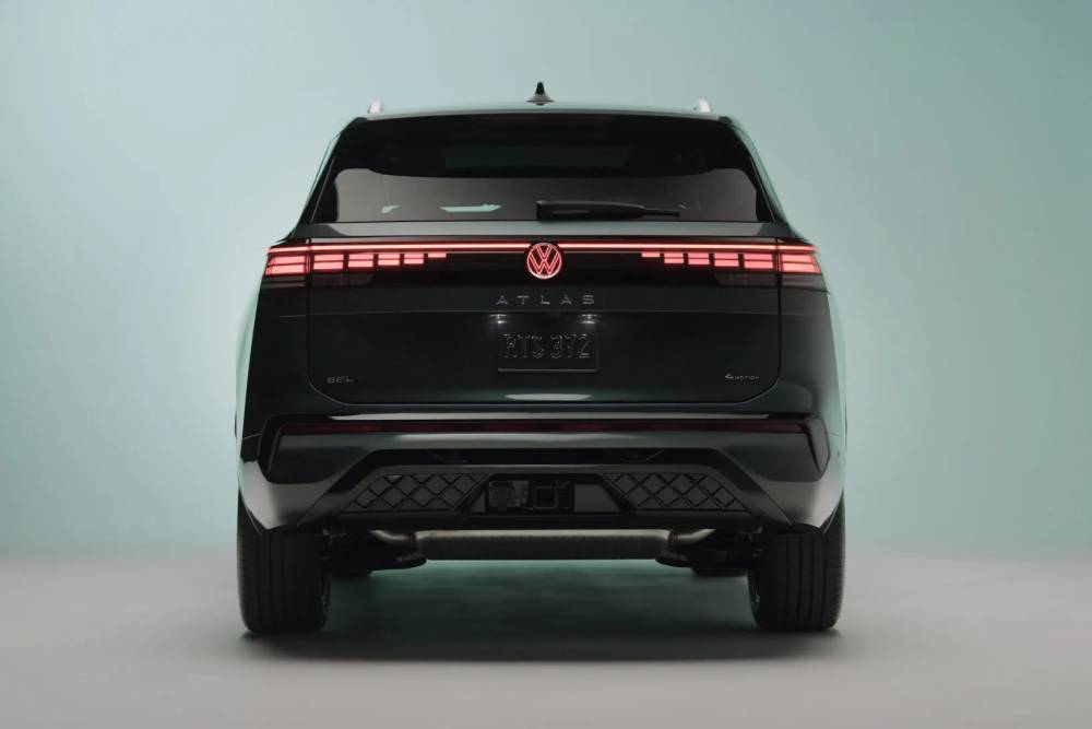 https://autogreeknews.gr/wp-content/uploads/2026/04/2027-VW-Atlas-SUV-CSP2-Copy-2048x1152-1.jpg