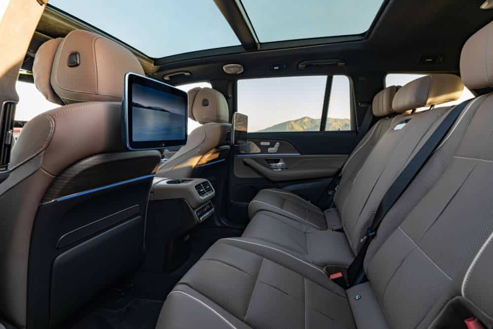 https://autogreeknews.gr/wp-content/uploads/2026/04/2027-mercedes-benz-gls-5.jpg