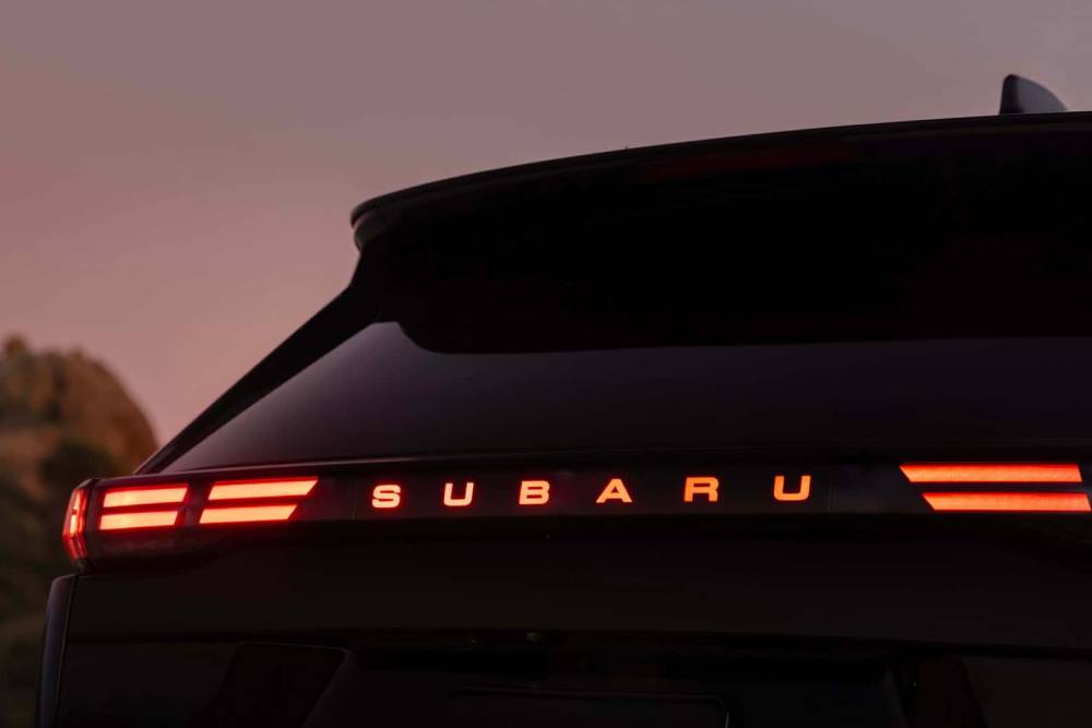 Ολοκαίνουργιο Subaru ξεπερνά τα 420 άλογα (+video)