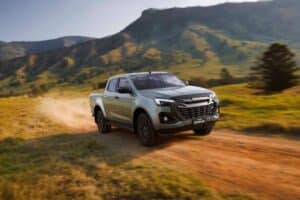 9207930-5219-26my-isuzu-d-max-22-v-cross-double-cab-3 (1)