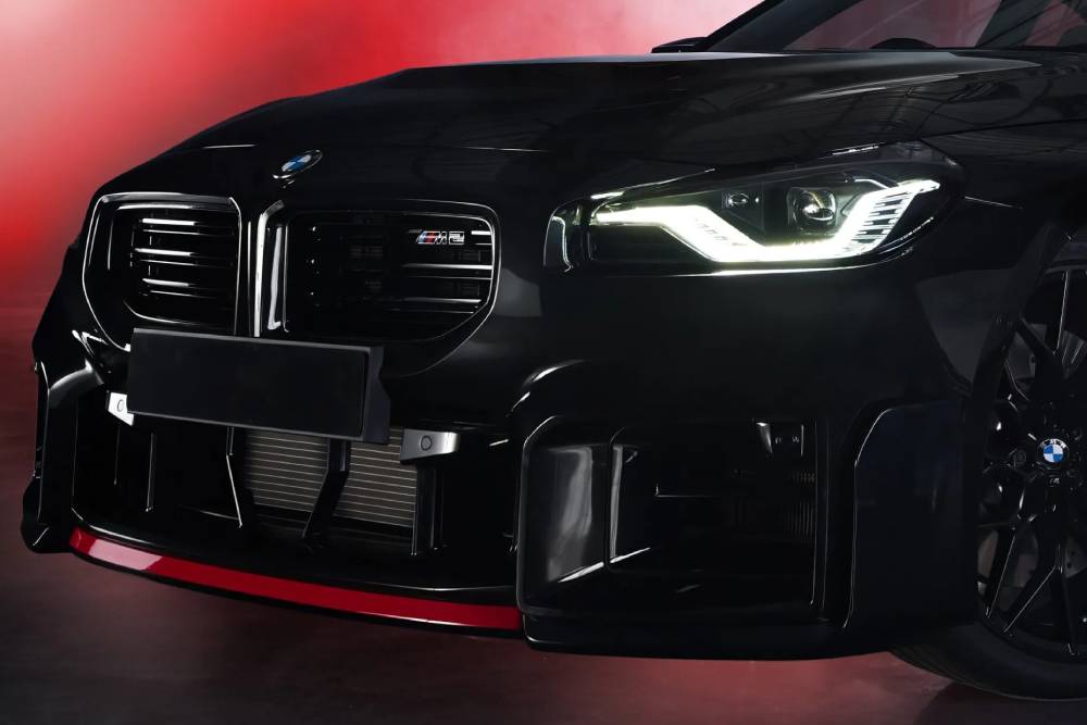 https://autogreeknews.gr/wp-content/uploads/2026/04/BMW-M2-S-1000-RR-3.jpg