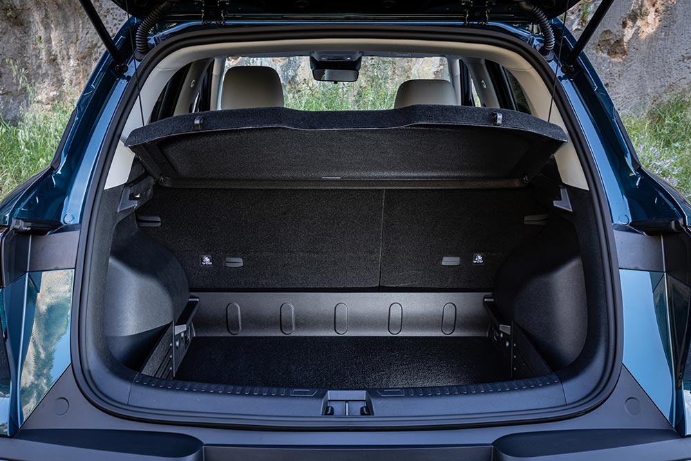 https://autogreeknews.gr/wp-content/uploads/2026/04/BYD-ATTO2-DM-i_INTERIOR-1.jpg