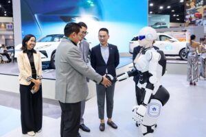 Chery-Beijing-Auto-Show-2026—International-Business-Summit-02-AiMOGA