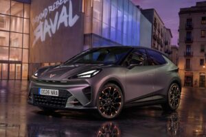 Επαναστατικό νέο Cupra Raval για την πόλη κι όχι μόνο