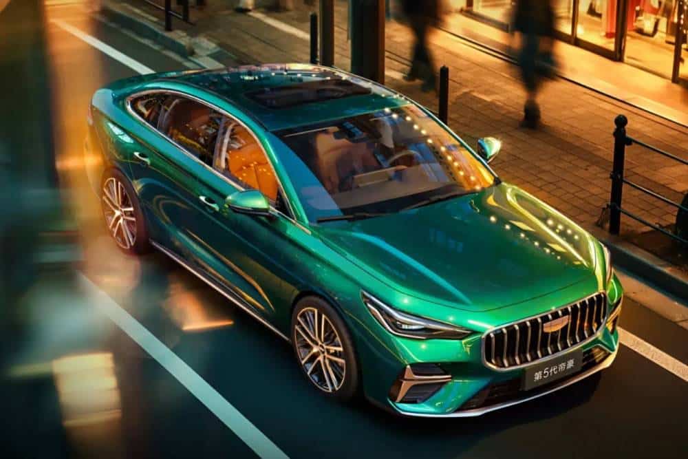 https://autogreeknews.gr/wp-content/uploads/2026/04/Geely-Emgrand-hybrid-1-2048x1152-1.jpg