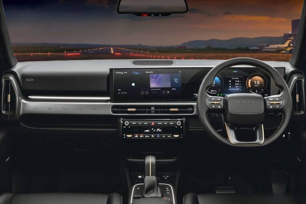 https://autogreeknews.gr/wp-content/uploads/2026/04/Hyundai-Venue-Knight-Edition-India-4-2048x1357-1.jpg