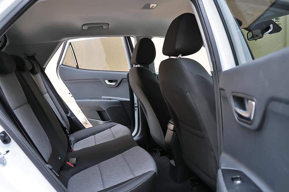 https://autogreeknews.gr/wp-content/uploads/2026/04/Kia-Stonic-MY26-interior-23.jpg