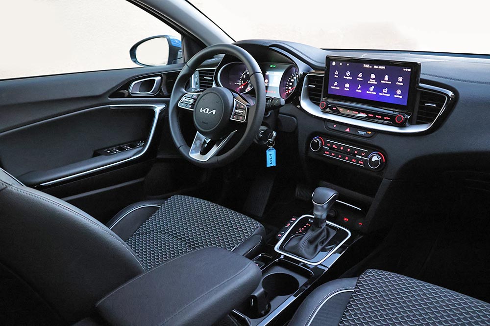 https://autogreeknews.gr/wp-content/uploads/2026/04/Kia-XCeed-MY26-7.jpg