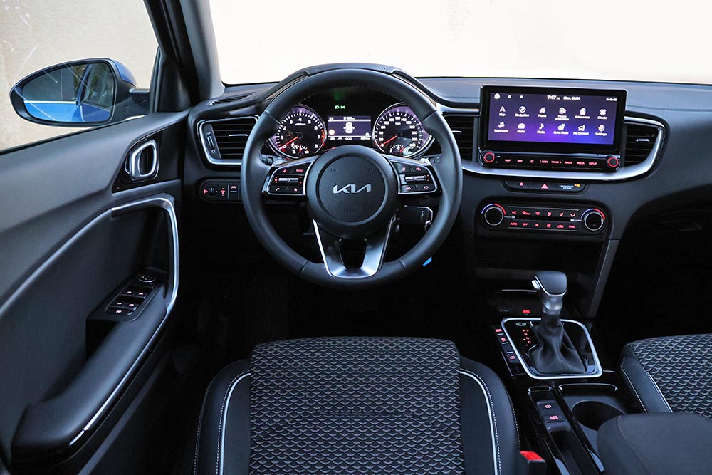https://autogreeknews.gr/wp-content/uploads/2026/04/Kia-XCeed-MY26-9.jpg