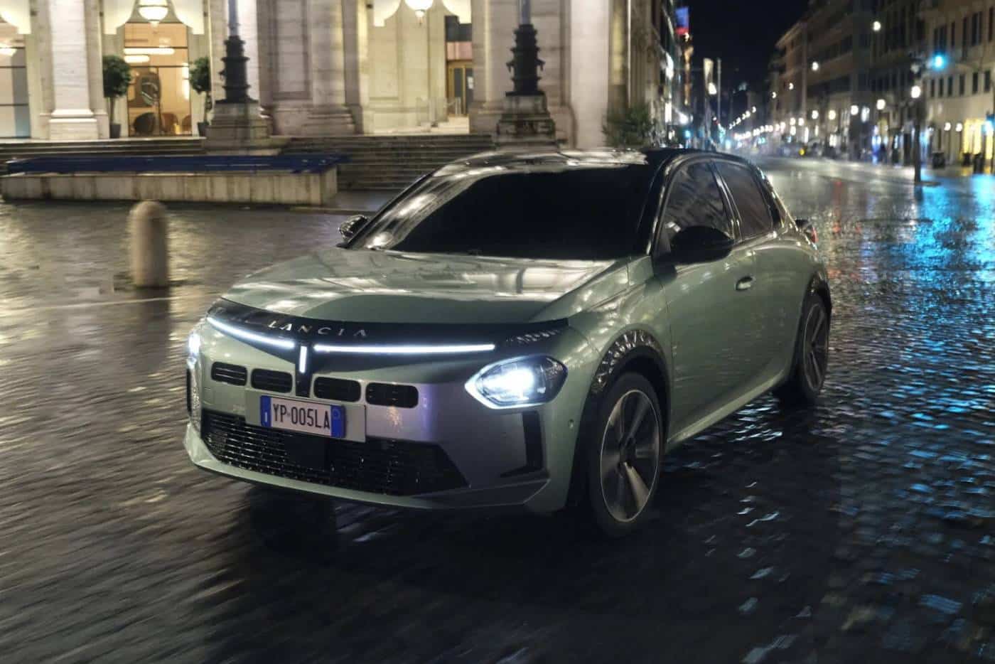 Νέο πιο προσιτό Lancia Ypsilon Turbo 100 μόνο χειροκίνητο