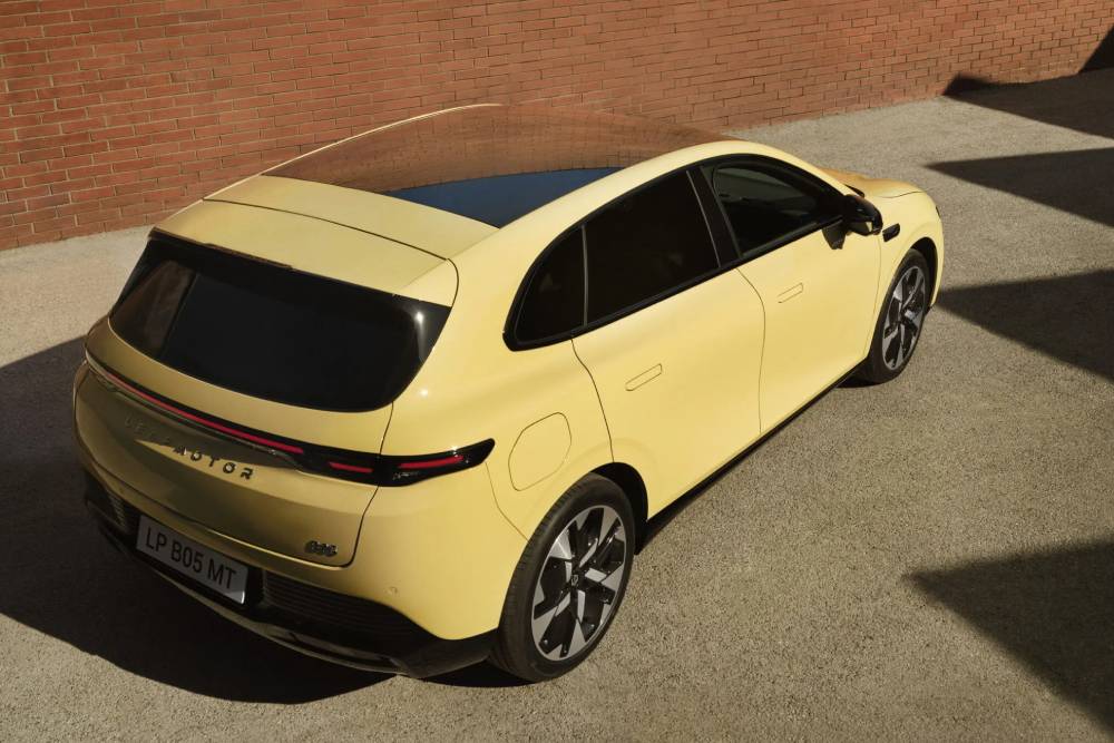 https://autogreeknews.gr/wp-content/uploads/2026/04/Leapmotor-B05-Europe-7-2048x1536-1.jpg