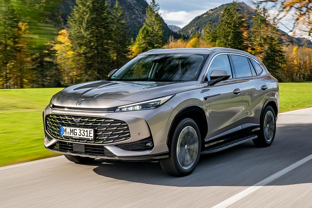 https://autogreeknews.gr/wp-content/uploads/2026/04/MG-HS-PHEV-1a.jpg