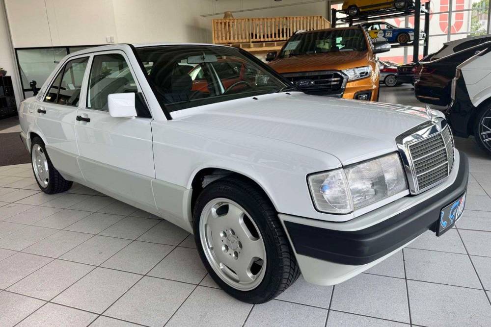 https://autogreeknews.gr/wp-content/uploads/2026/04/Mercedes_190_E_1991_for_sale-1.jpg