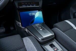 Το πληθωρικό γερμανικό Hybrid SUV των 22.900 ευρώ