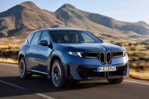 Νέα βασική έκδοση για τη BMW iX3 (+τιμή)