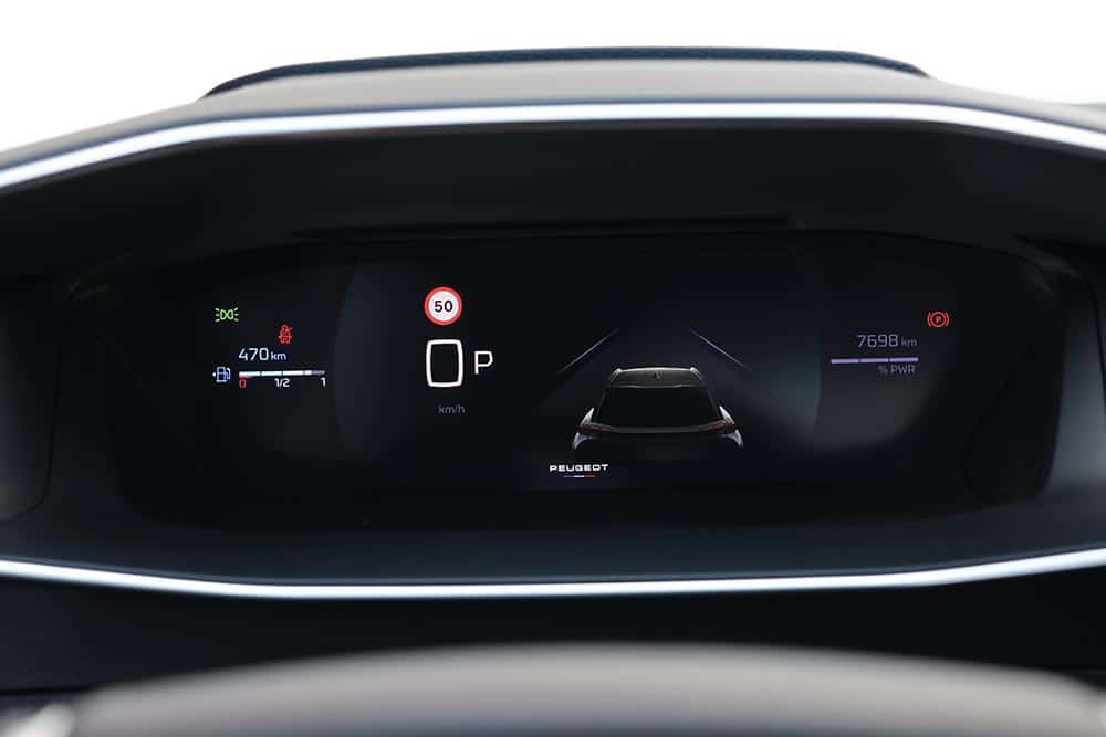 https://autogreeknews.gr/wp-content/uploads/2026/04/Peugeot-2008-Hybrid-interior-16.jpg