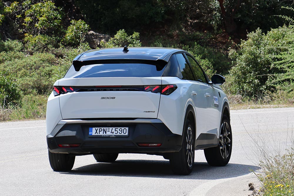 https://autogreeknews.gr/wp-content/uploads/2026/04/Peugeot-3008-Hybrid-13.jpg