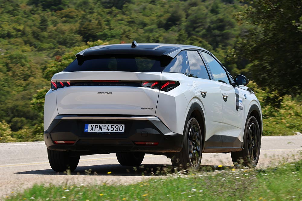 https://autogreeknews.gr/wp-content/uploads/2026/04/Peugeot-3008-Hybrid-4.jpg