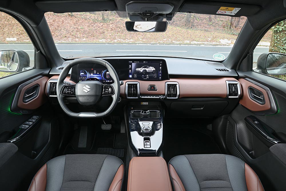 https://autogreeknews.gr/wp-content/uploads/2026/04/Suzuki-e-Vitara-8.jpg