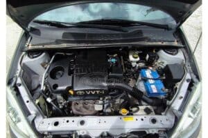 Toyota-Yaris-2005-9