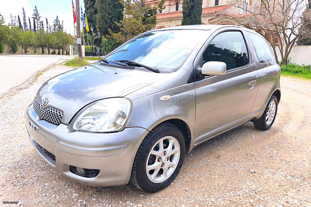 «Σένιο» Toyota Yaris του 2005 σε χαμηλή τιμή