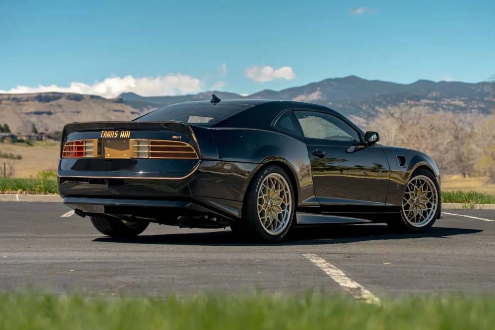 https://autogreeknews.gr/wp-content/uploads/2026/04/Trans-Am-Depot-Chevrolet-Camaro-3_result22.jpg